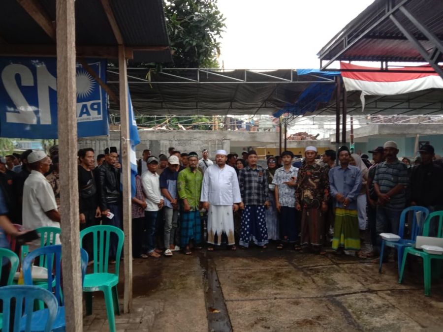 Caleg DPR-RI Jatim ll Partai PAN Gelar Kampanye Di Kecamatan Maron Disambut Antusias Warga