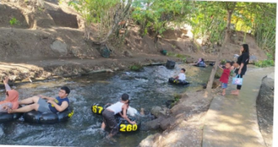 Di Hari Minggu Bermain Arum Jeram di Tumpak Selo Paling Asik