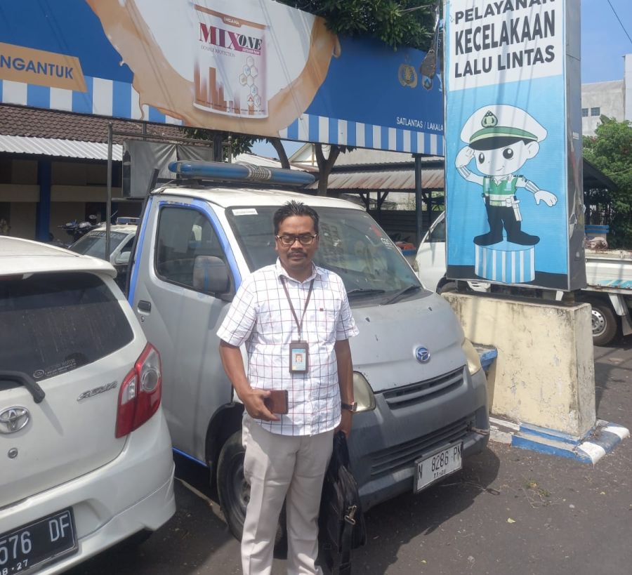 Keluarga Korban M. Hasan Datangi Pelayanan Kecalakaan Lalu Lintas di Jalan Gatot Subroto  Lumajang